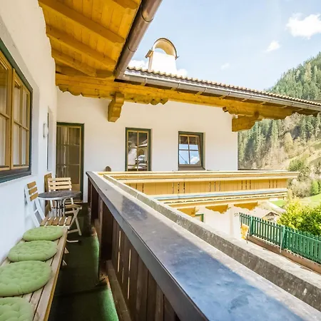 In With Balcony, Cleaning Included * Mayrhofen